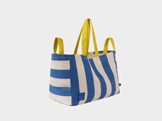 mustela-sac-de-plage-format-xxl-anses-jaunes-spacieux-pour-essentiels-d-t image 1