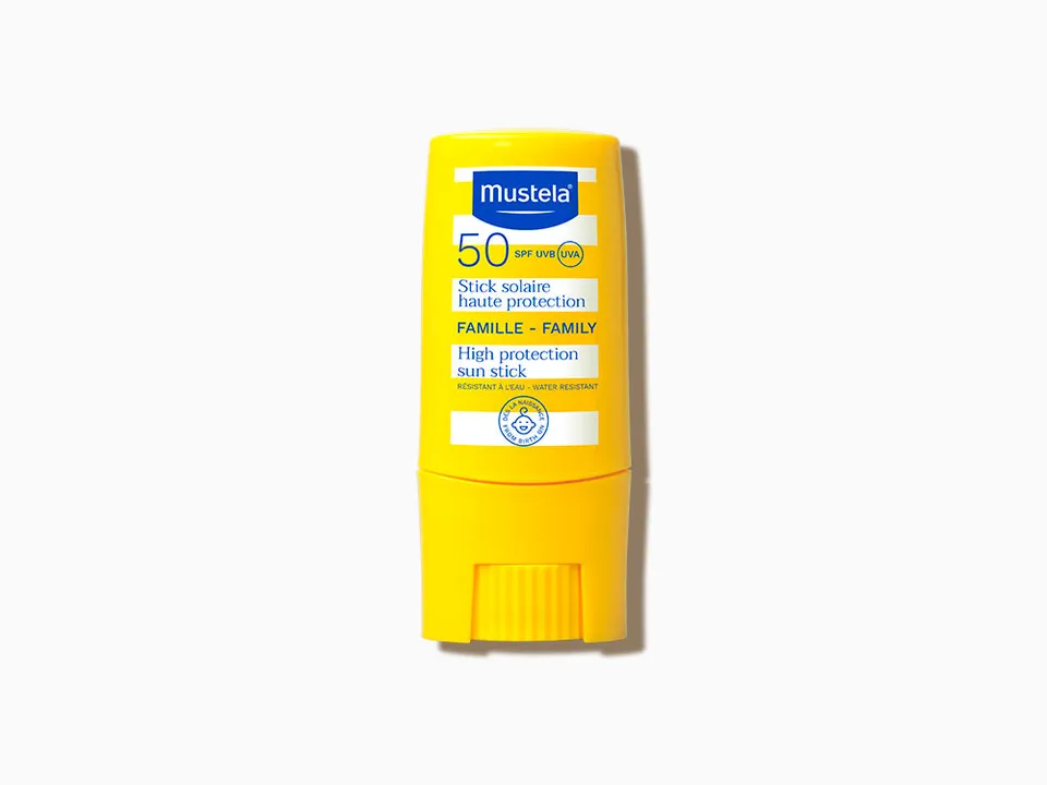 mustela-stick-solaire-spf-50-famille-protection-solaire-haute-uva-uvb-visage-et- image 1