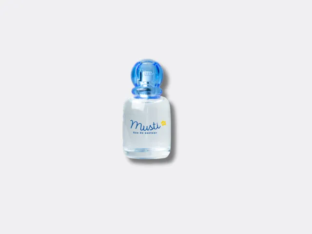 mustela-eau-de-senteur-musti-notes-de-fleurs-blanches-et-agrumes-sans-alcool-d-s image 1
