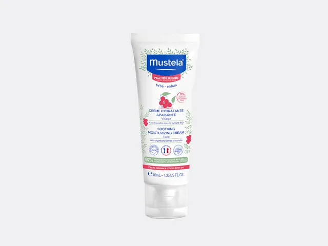 mustela-cr-me-hydratante-apaisante-au-schisandra-bio-cr-me-visage-sans-parfum-po image 1