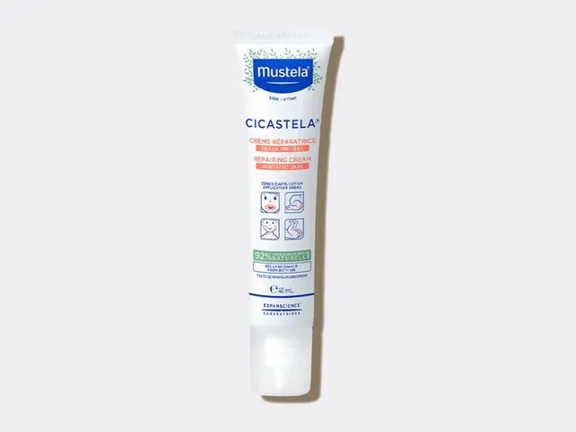 mustela-cicastela-cr-me-r-paratrice-cr-me-r-paratrice-pour-petits-bobos-peaux-ir image 1
