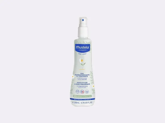 mustela-eau-rafra-chissante-et-coiffante-b-b-l-eau-de-camomille-bio-brume-parfum image 1