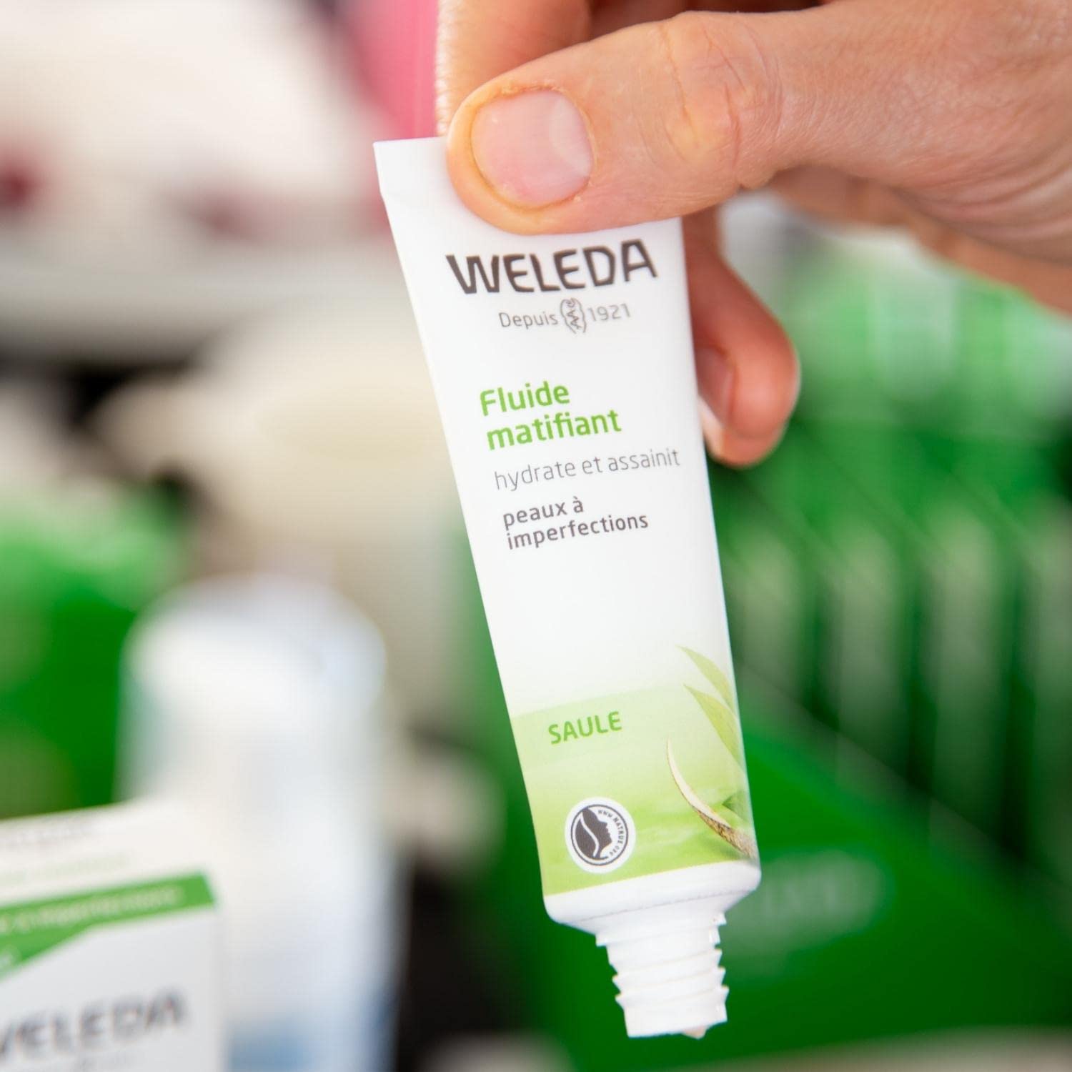 weleda-fluide-hydratant-matifiant-saule-30-ml-soin-visage-matifiant-anti-imperfe image 3
