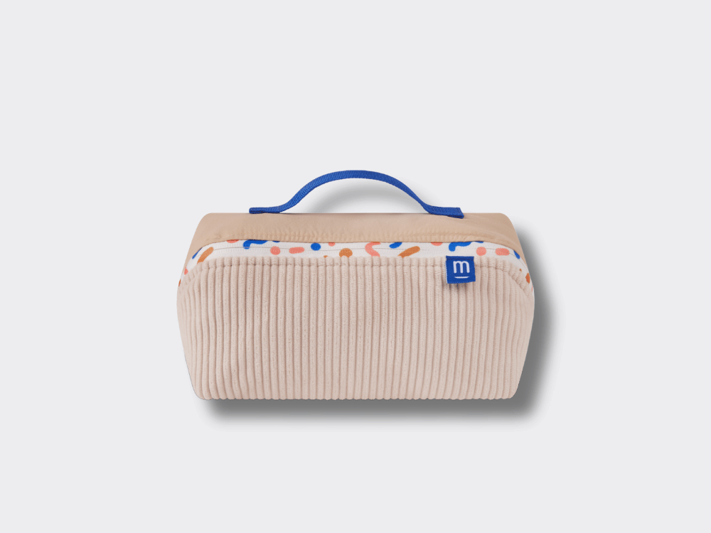 mustela-vanity-trousse-de-toilette-velours-trousse-vanity-en-velours-c-tel-grand image 1