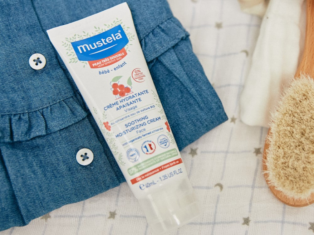 mustela-cr-me-hydratante-apaisante-au-schisandra-bio-cr-me-visage-sans-parfum-po image 2
