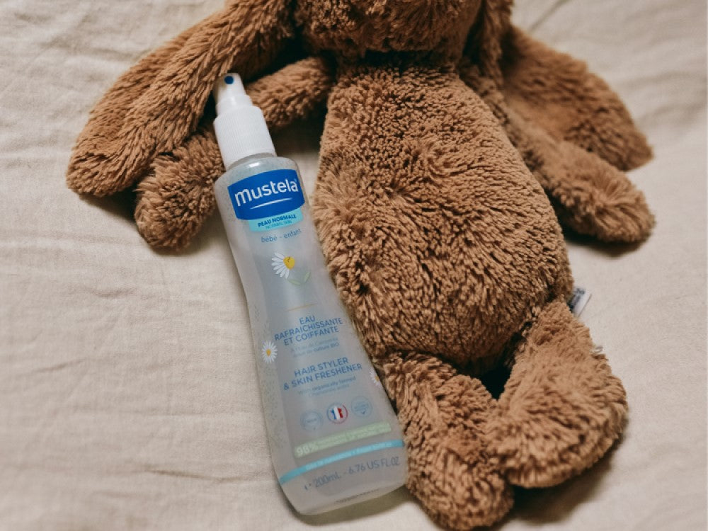 mustela-eau-rafra-chissante-et-coiffante-b-b-l-eau-de-camomille-bio-brume-parfum image 4