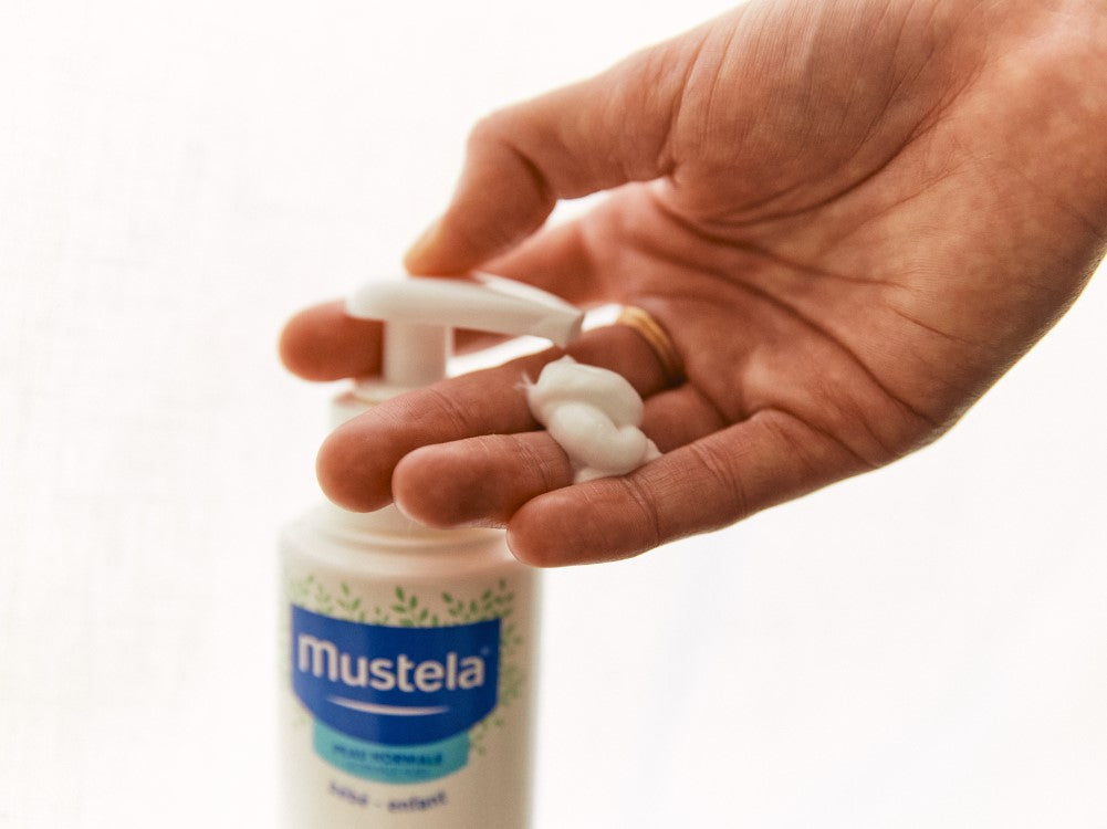 mustela-lait-corps-hydra-b-b-l-avocat-bio-lait-hydratant-quotidien-b-b-d-s-la-na image 2