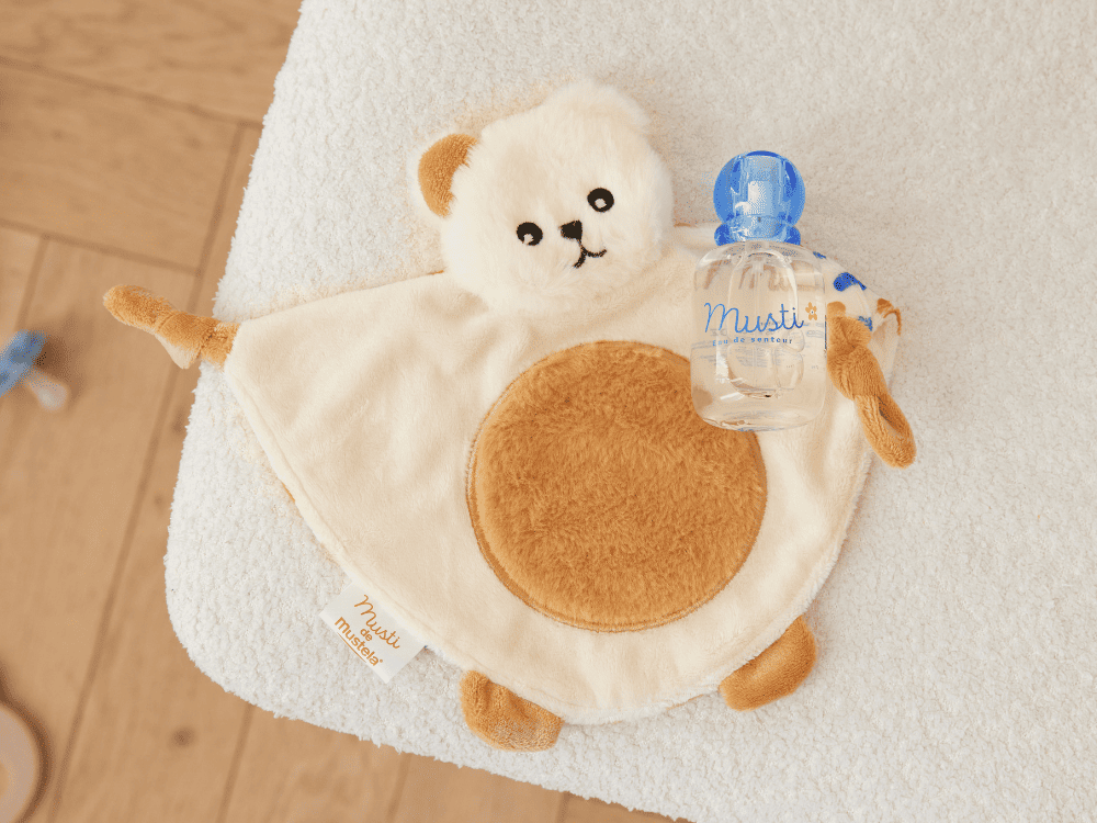 mustela-coffret-cadeau-naissance-musti-eau-de-soin-parfum-e-sans-alcool-peluche- image 8