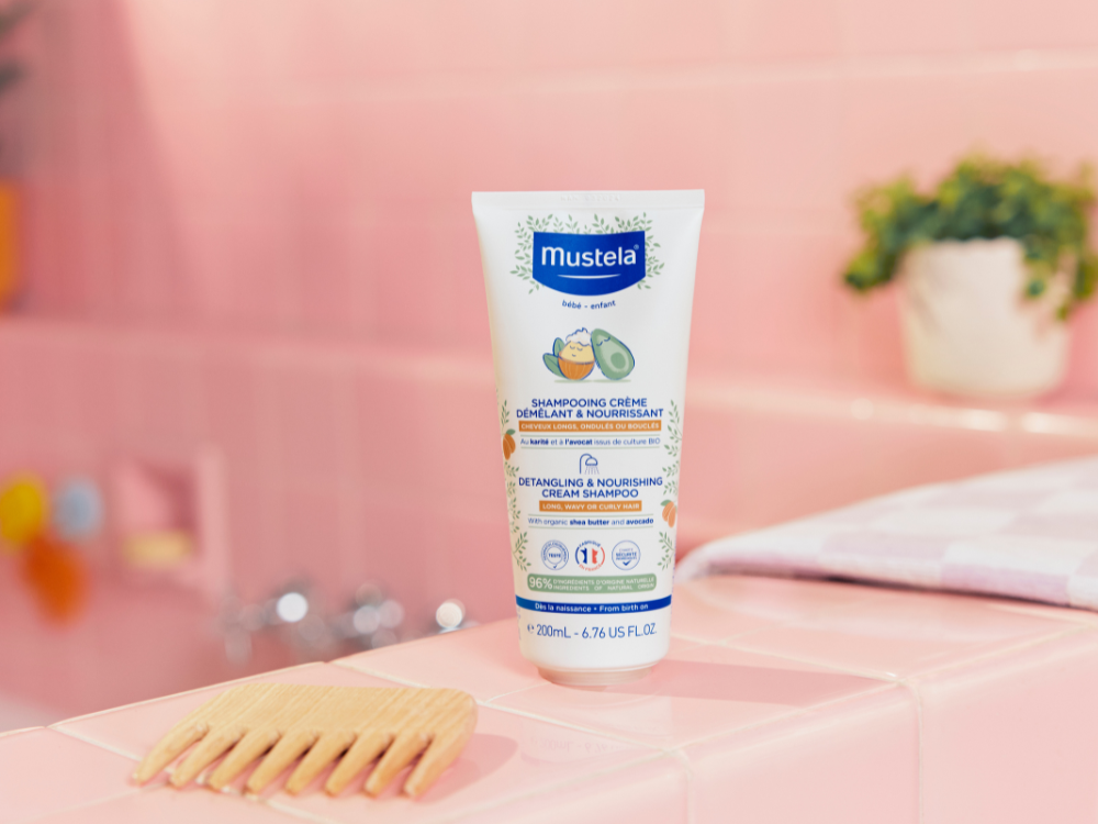 mustela-shampoing-cr-me-d-m-lant-nourrissant-cheveux-longs-ondul-s-boucl-s-b-b-e image 6