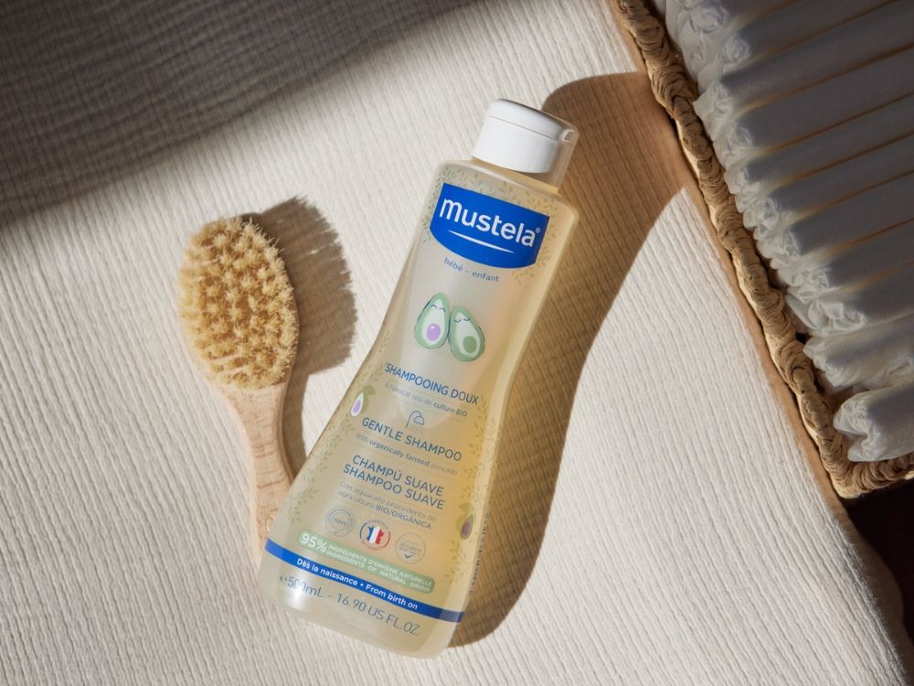 mustela-shampoing-doux-b-b-l-avocat-bio-shampoing-d-m-lant-sans-larmes-d-s-la-na image 5