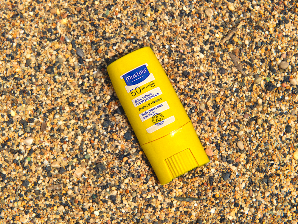 mustela-routine-duo-solaires-set-spray-solaire-spf50-stick-solaire-spf50-avec-sa image 5