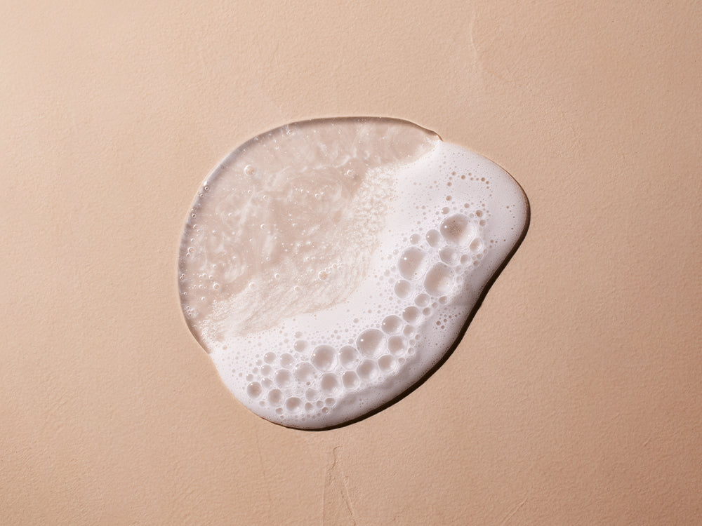 mustela-gel-lavant-doux-b-b-l-avocat-bio-visage-corps-cheveux-d-s-la-naissance image 3