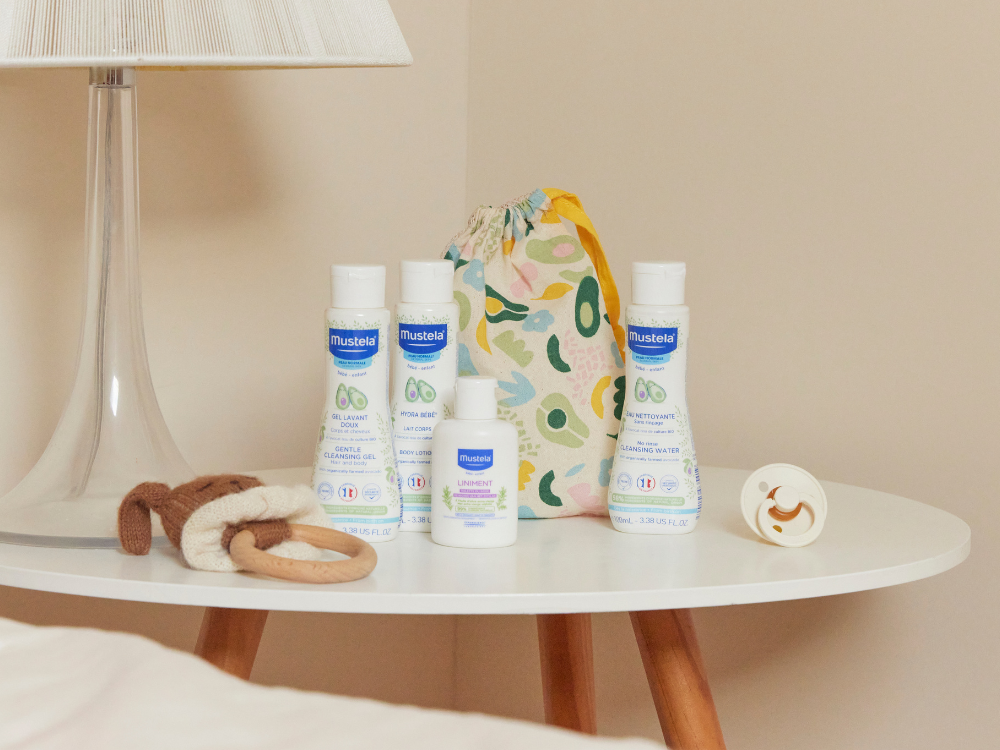 mustela-trousse-mes-premiers-voyages-coffret-4-soins-b-b-format-voyage-en-trouss image 6