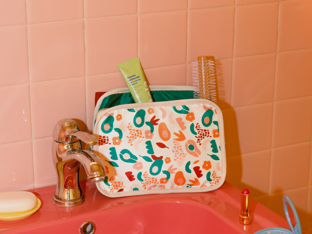 mustela-trousse-de-toilette-pochette-de-rangement-pour-soins-b-b-et-voyages-2-co image 5